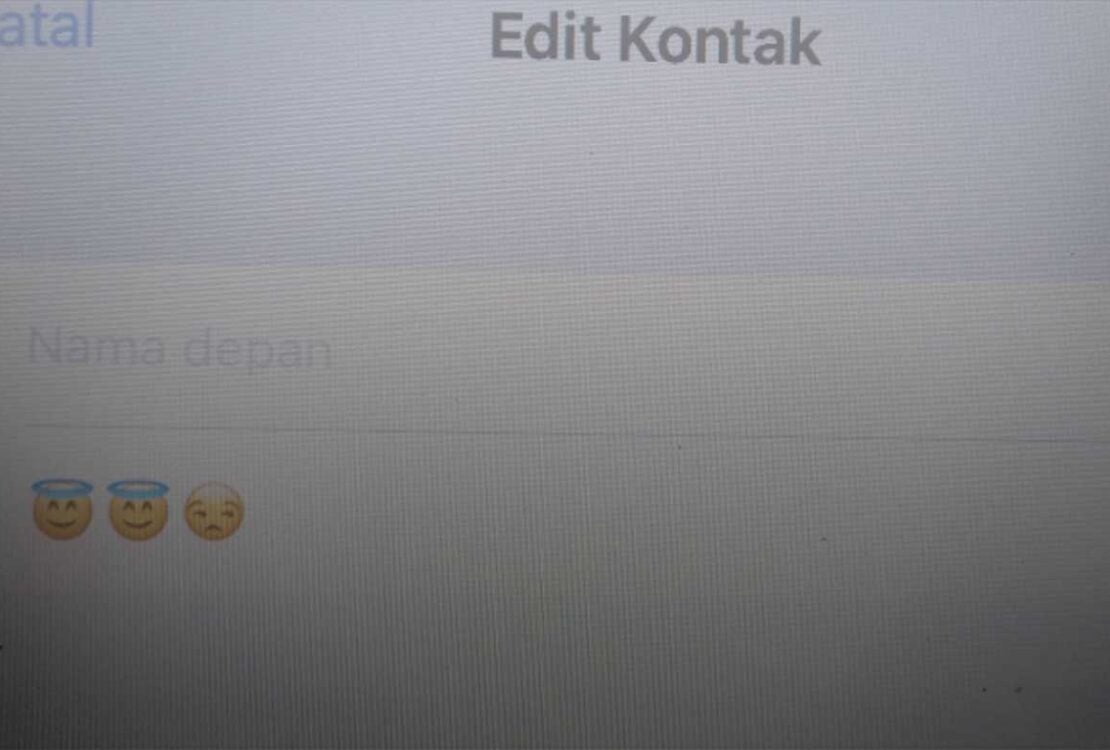 Cara Menambahkan Emoji di Kontak WhatsApp atau Kontak Telepon