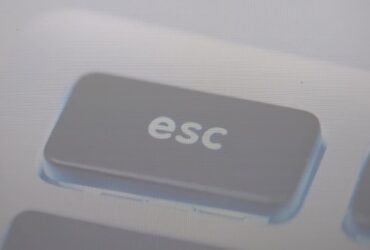 Cara Mengatasi Tombol Esc Yang Tidak Berfungsi Ketika Ditekan